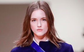 Die schönsten Kombinationen in Blau von den Fashion Weeks