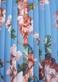 Mango Blumenprint Hellblau Close-up Modepilot