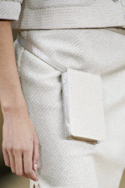 chanel tasche hip bag handytasche it bag couture hüfte smartphone