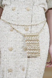 chanel tasche hip bag handytasche it bag couture hüfte smartphone