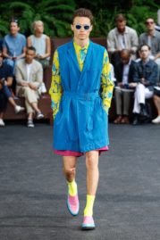 Issey Miyake Männermode Sommer 2016