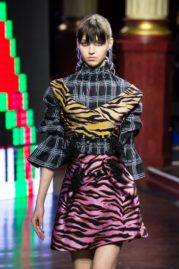 Kenzo Modepilot Wide V-neck 2016