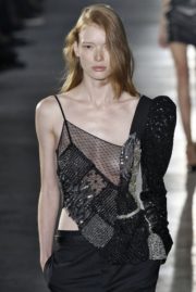 One shoulder Trend Modepilot 2017 Saint Laurent