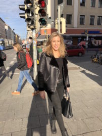 Vivi Barer Strasse Modepilot Sonne
