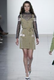 Kleid Blusen Kombination Sommer Mode Trends 2019 Modepilot