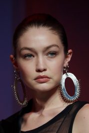 Gigi Hadid bei Jean Paul Gaultier 2020 Modepilot