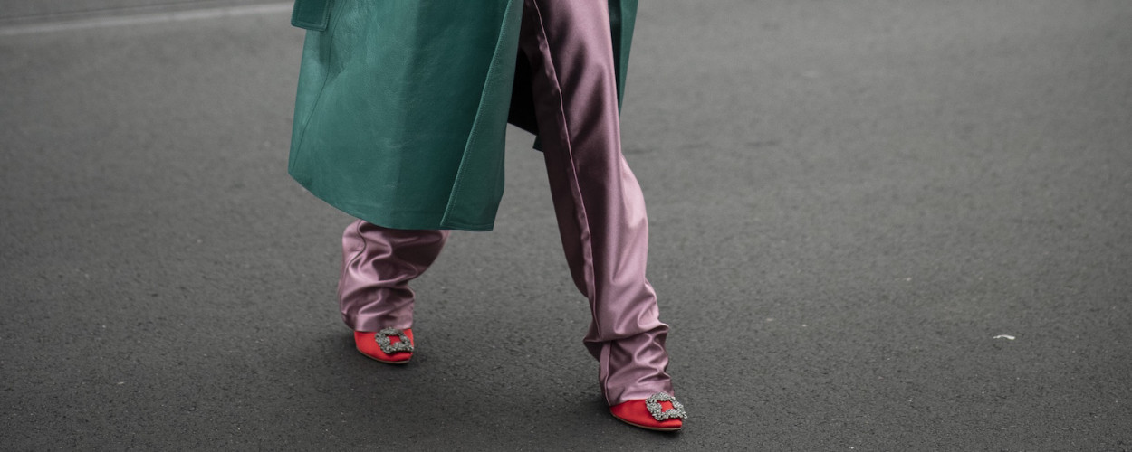 Neue Stiletikette: Extra lange Hosen