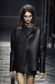 Trends 2025: Schal-Jacken