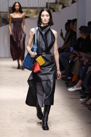 Trend 2025 Runway Catwalk Modepilot